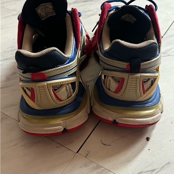 Balenciaga track - Picture 1 of 2